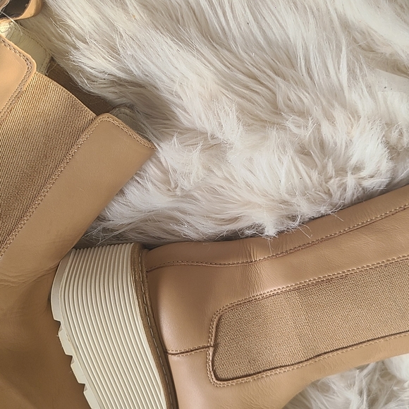 Chelsea Boot - Picture 11 of 15